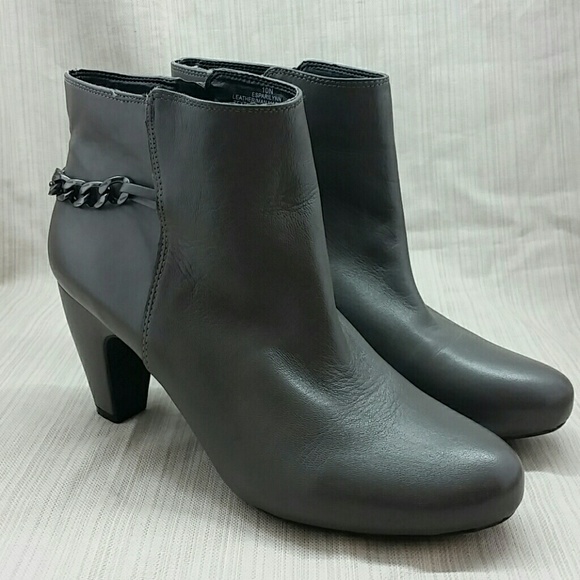 narrow width ankle boots